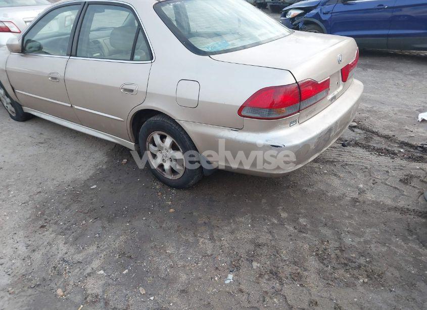 Photo 13 of 2001 Honda Accord 2.3 EX (VIN 1HGCG56681A046688)