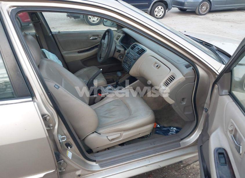 Photo 5 of 2001 Honda Accord 2.3 EX (VIN 1HGCG56681A046688)