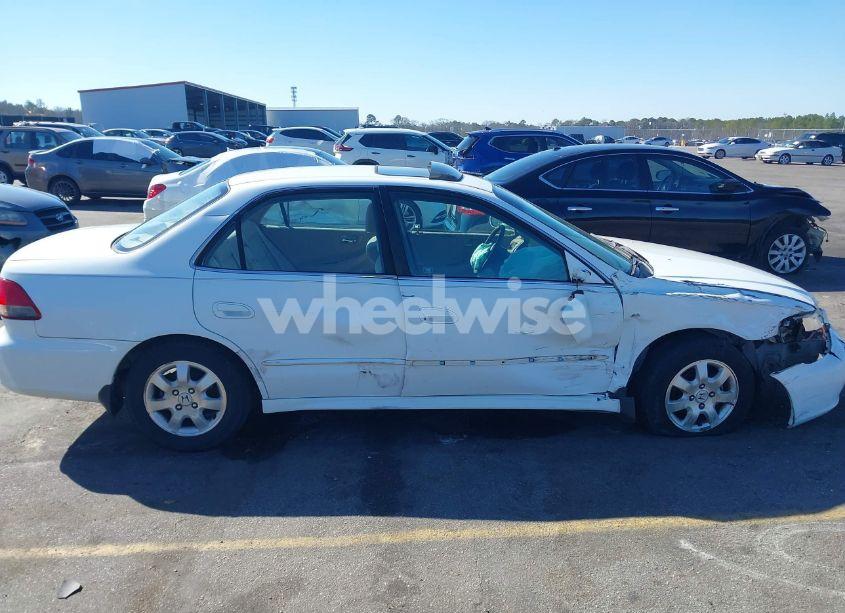 Photo 13 of 2001 Honda Accord 2.3 EX (VIN 1HGCG56681A056945)