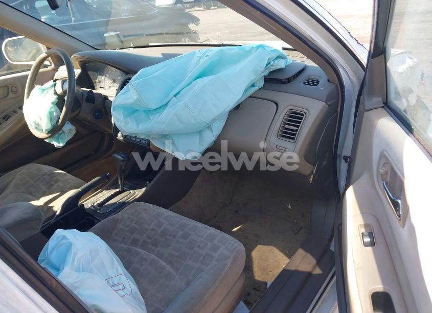 Photo 5 of 2001 Honda Accord 2.3 EX (VIN 1HGCG56681A056945)