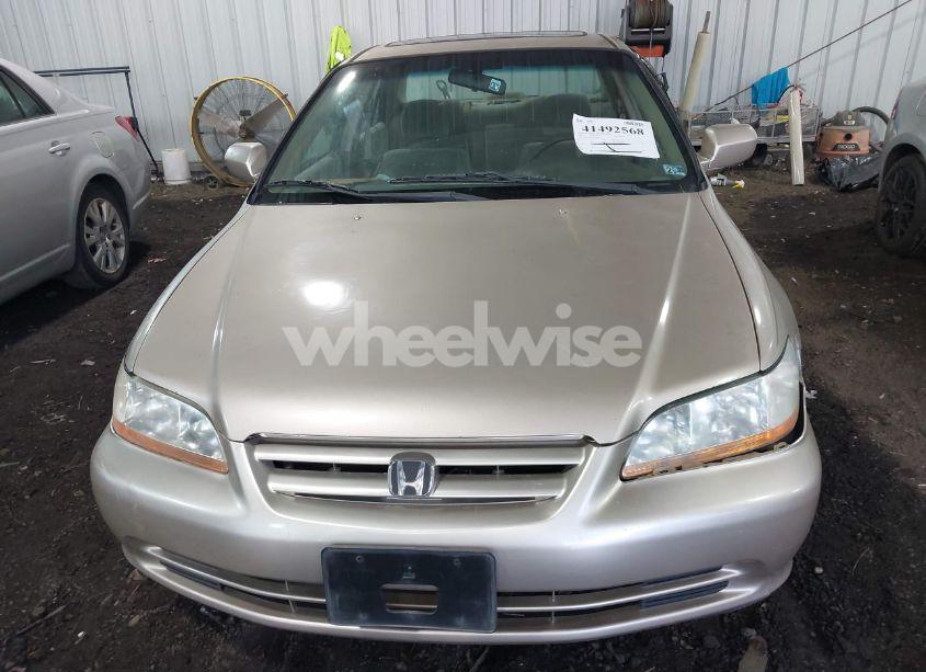 Photo 13 of 2001 Honda Accord 2.3 EX (VIN 1HGCG56681A109093)