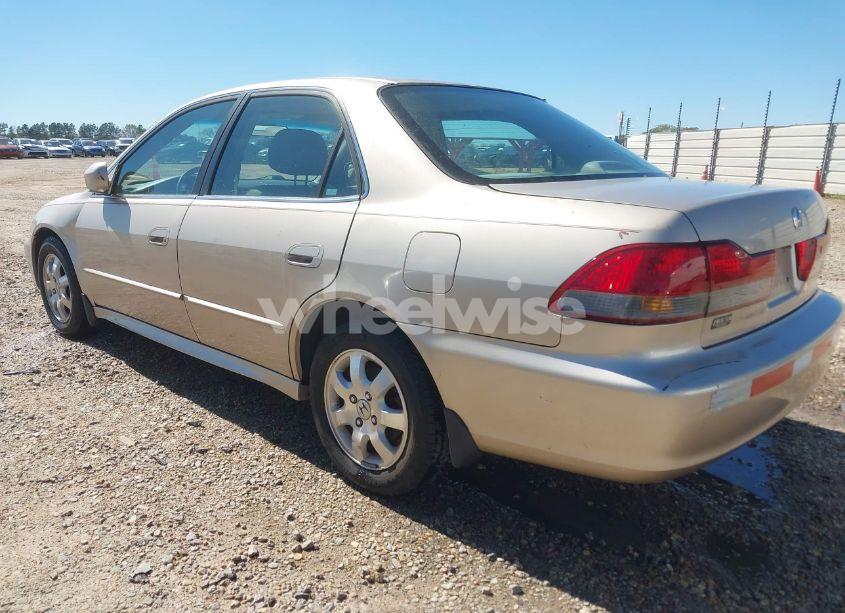 Photo 3 of 2001 Honda Accord 2.3 EX (VIN 1HGCG56681A134933)