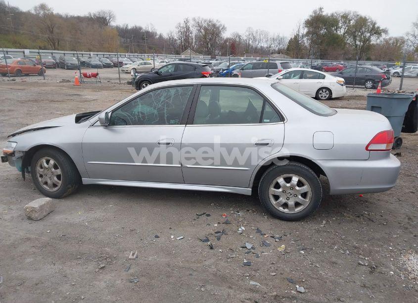 Photo 14 of 2002 Honda Accord 2.3 EX (VIN 1HGCG56682A162359)