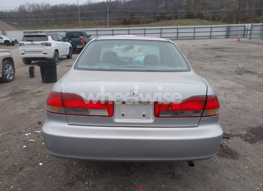 Photo 16 of 2002 Honda Accord 2.3 EX (VIN 1HGCG56682A162359)