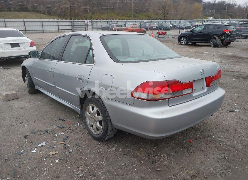 Photo 3 of 2002 Honda Accord 2.3 EX (VIN 1HGCG56682A162359)