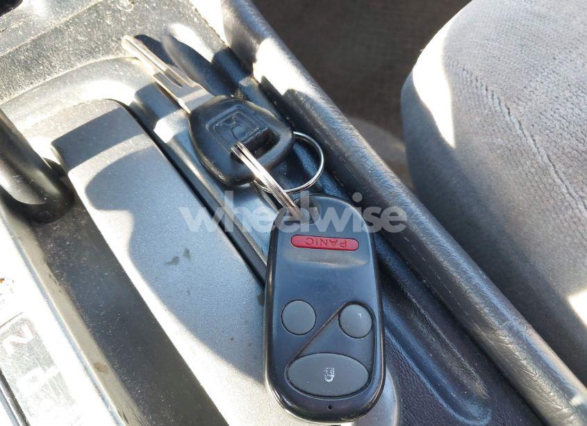 Photo 11 of 2001 Honda Accord 2.3 EX (VIN 1HGCG566X1A052802)