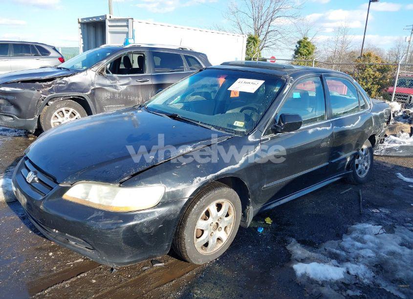 Photo 2 of 2001 Honda Accord 2.3 EX (VIN 1HGCG566X1A052802)