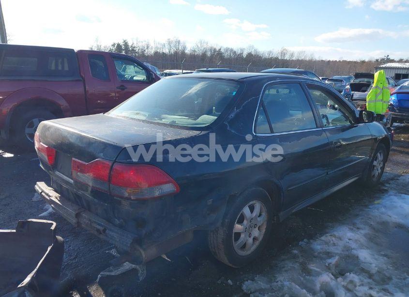 Photo 4 of 2001 Honda Accord 2.3 EX (VIN 1HGCG566X1A052802)