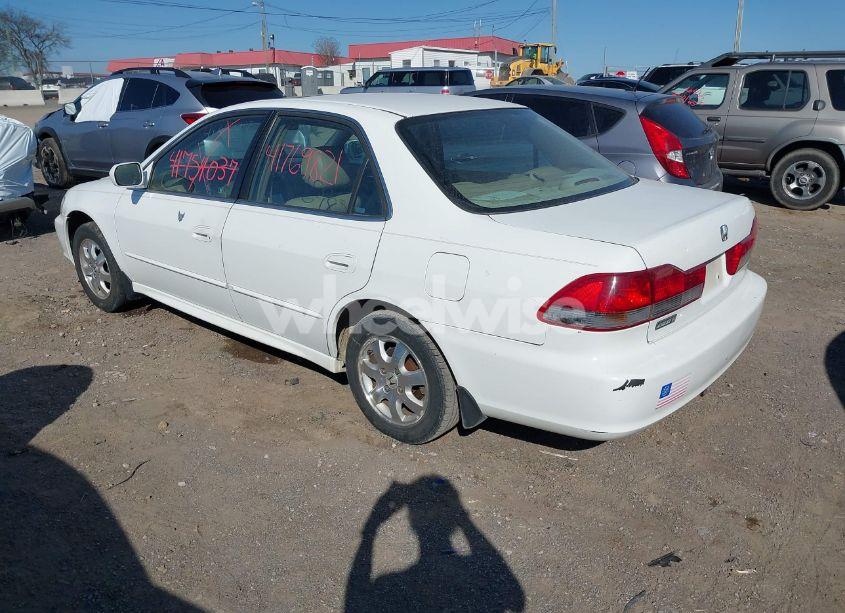Photo 3 of 2001 Honda Accord 2.3 EX (VIN 1HGCG566X1A058468)