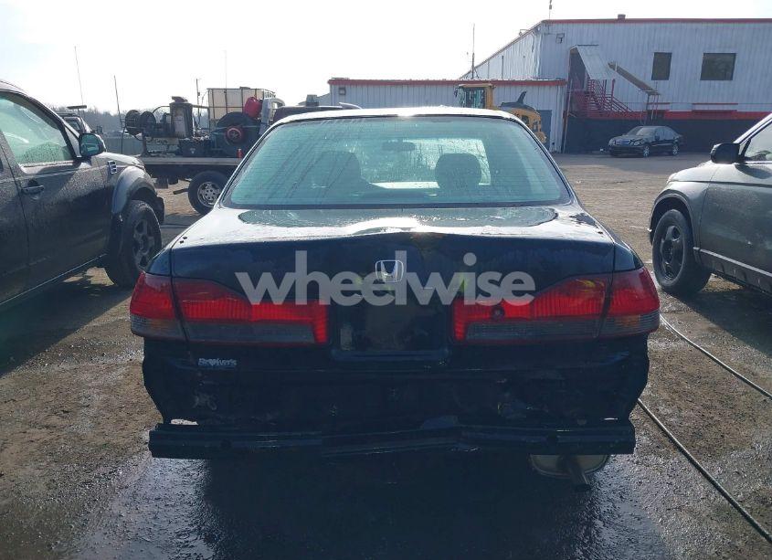 Photo 16 of 2001 Honda Accord 2.3 EX (VIN 1HGCG566X1A125618)