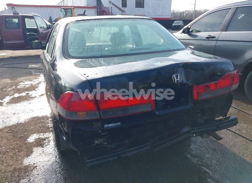 Photo 6 of 2001 Honda Accord 2.3 EX (VIN 1HGCG566X1A125618)