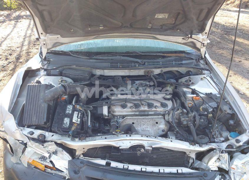 Photo 10 of 2001 Honda Accord EX (VIN 1HGCG566X1A148428)