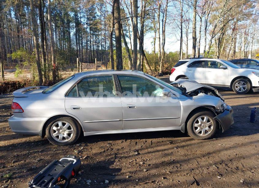 Photo 13 of 2001 Honda Accord EX (VIN 1HGCG566X1A148428)