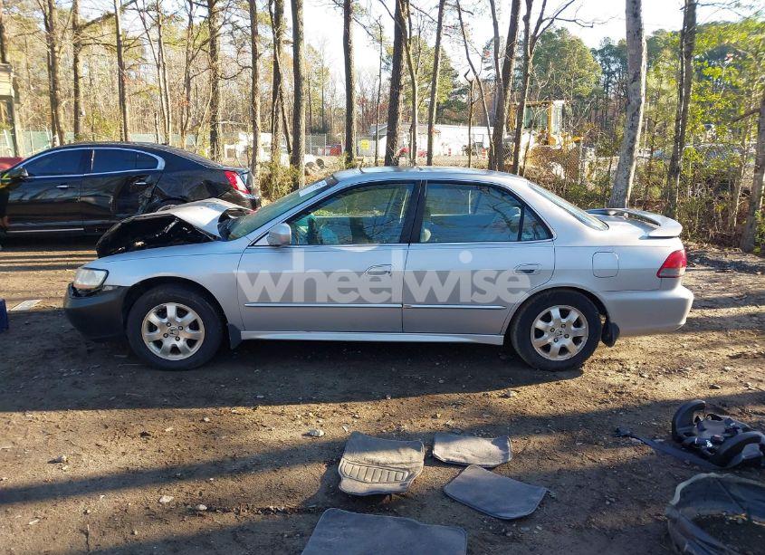 Photo 14 of 2001 Honda Accord EX (VIN 1HGCG566X1A148428)