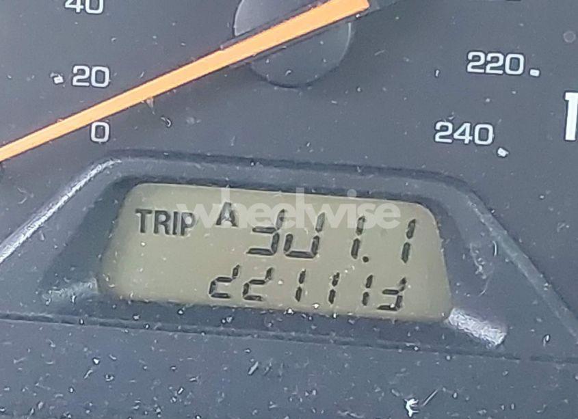 Photo 15 of 2001 Honda Accord EX (VIN 1HGCG566X1A148428)