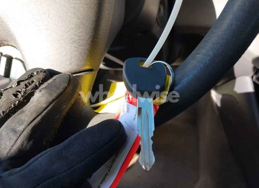 Photo 11 of 2002 Honda Accord 2.3 SE (VIN 1HGCG56712A077257)