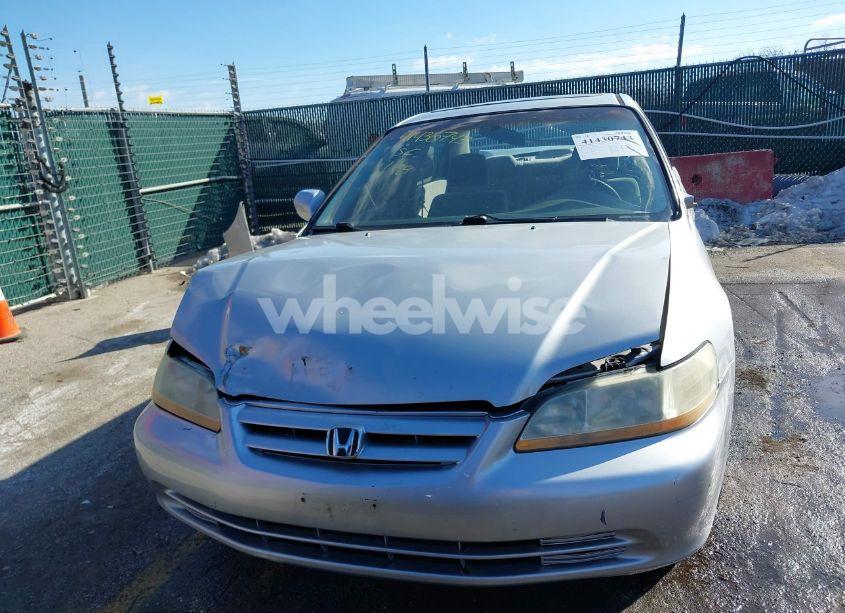 Photo 13 of 2002 Honda Accord 2.3 SE (VIN 1HGCG56712A077257)