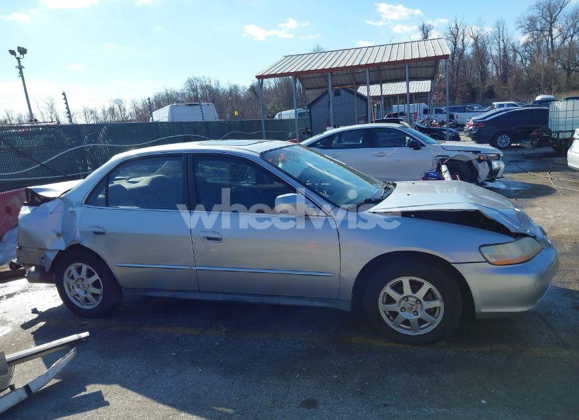 Photo 14 of 2002 Honda Accord 2.3 SE (VIN 1HGCG56712A077257)