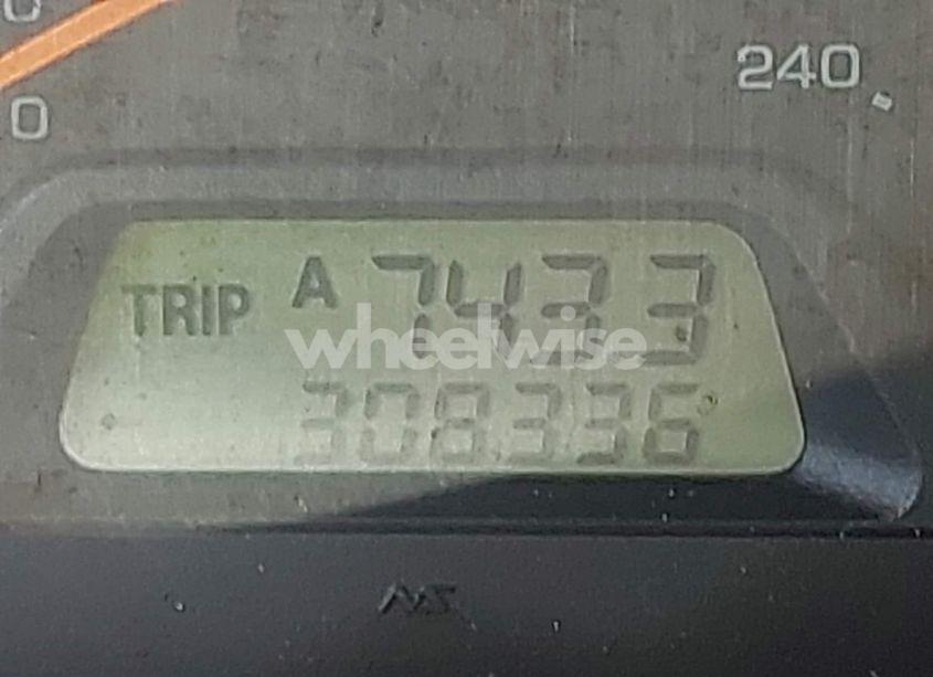 Photo 12 of 2002 Honda Accord 2.3 SE (VIN 1HGCG56722A079289)