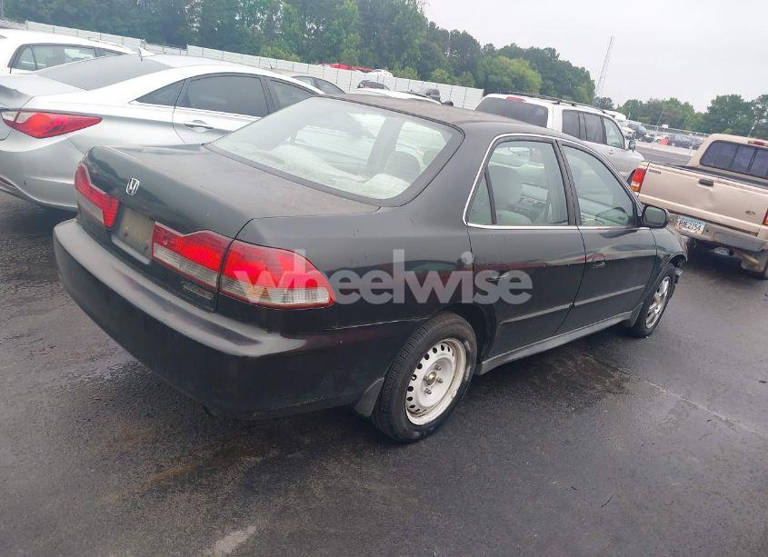 Photo 4 of 2002 Honda Accord 2.3 SE (VIN 1HGCG56722A079289)