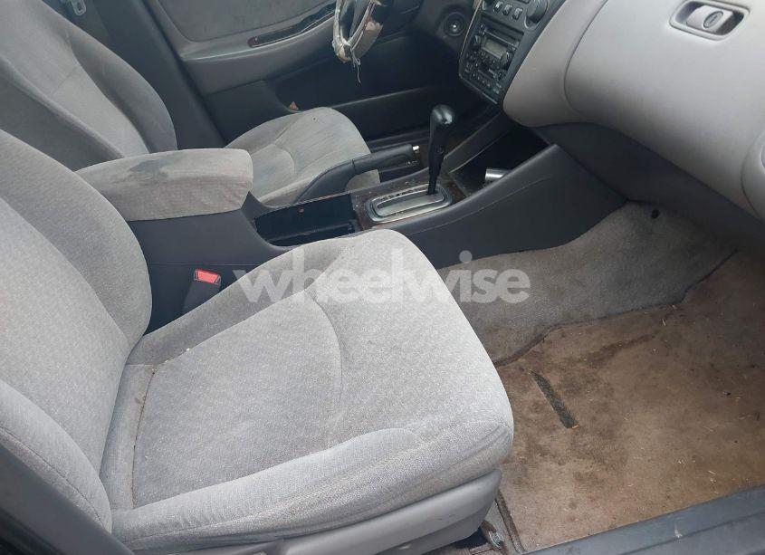 Photo 5 of 2002 Honda Accord 2.3 SE (VIN 1HGCG56722A079289)