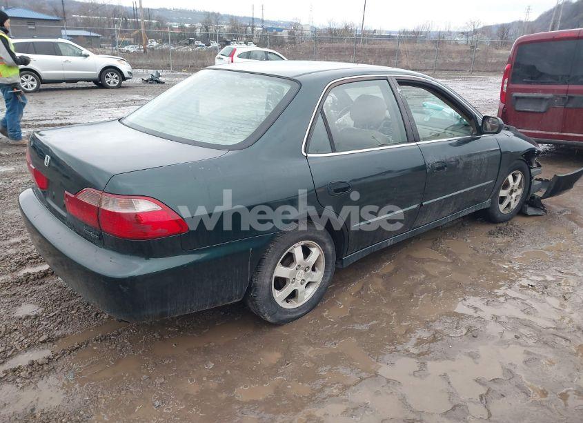 Photo 4 of 2000 Honda Accord 2.3 SE (VIN 1HGCG5672YA083142)