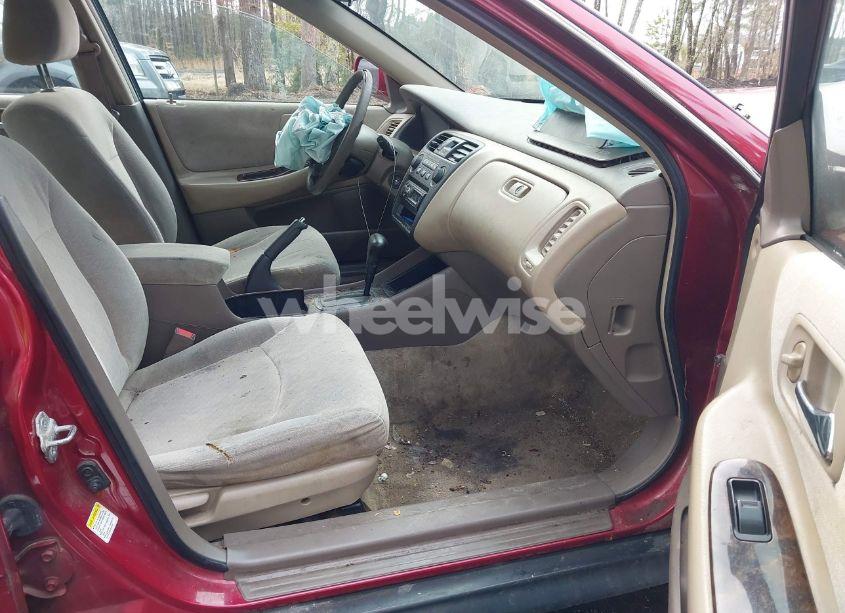 Photo 5 of 2002 Honda Accord 2.3 SE (VIN 1HGCG56732A059472)