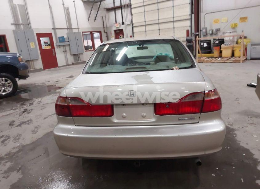 Photo 16 of 2000 Honda Accord 2.3 SE (VIN 1HGCG5673YA070853)
