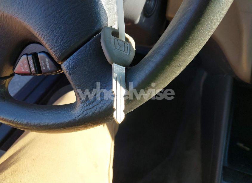 Photo 11 of 2002 Honda Accord 2.3 SE (VIN 1HGCG56742A009003)