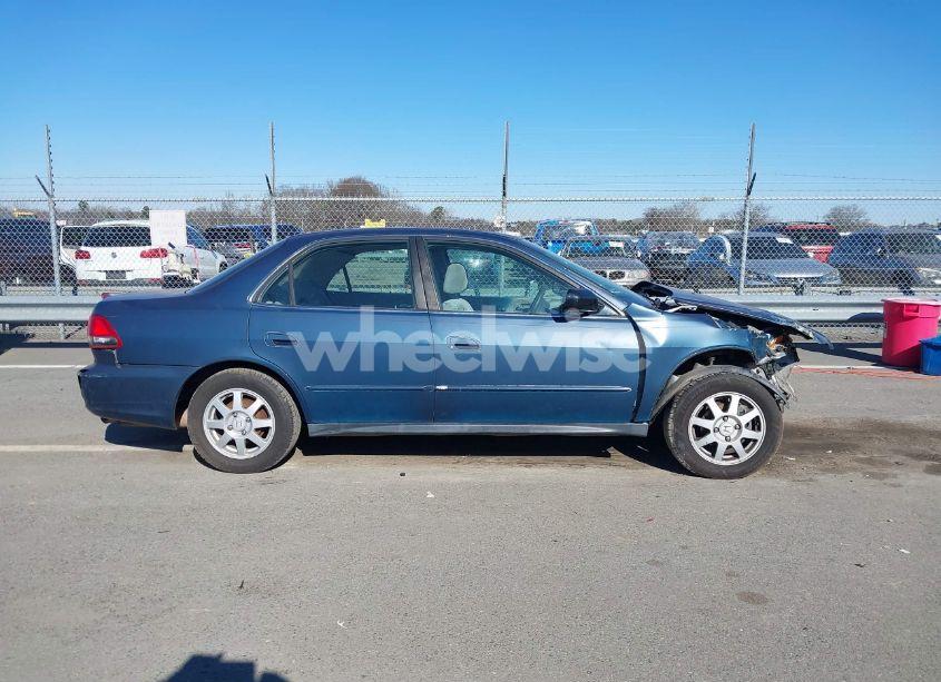 Photo 13 of 2002 Honda Accord 2.3 SE (VIN 1HGCG56742A009003)