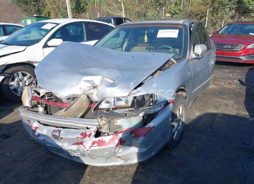 Photo 2 of 2002 Honda Accord 2.3 SE (VIN 1HGCG56742A048478)