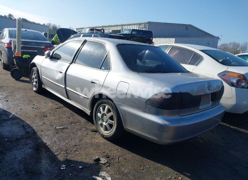 Photo 3 of 2002 Honda Accord 2.3 SE (VIN 1HGCG56742A048478)