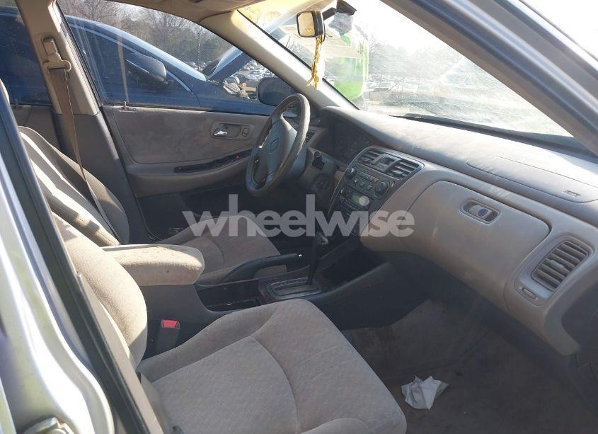 Photo 5 of 2002 Honda Accord 2.3 SE (VIN 1HGCG56742A048478)