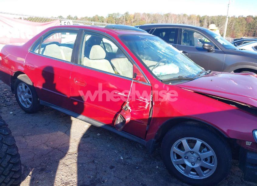 Photo 13 of 2002 Honda Accord 2.3 SE (VIN 1HGCG56742A060145)