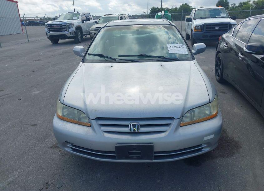 Photo 6 of 2002 Honda Accord 2.3 SE (VIN 1HGCG56742A123650)