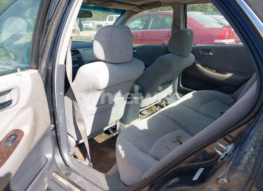 Photo 8 of 2002 Honda Accord 2.3 SE (VIN 1HGCG56742A159449)