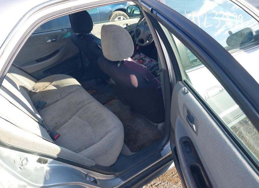 Photo 8 of 2002 Honda Accord 2.3 SE (VIN 1HGCG56742A169477)