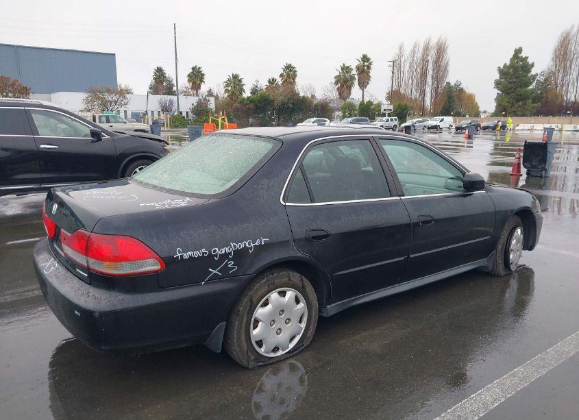 Photo 4 of 2002 Honda Accord 2.3 SE (VIN 1HGCG56752A018132)