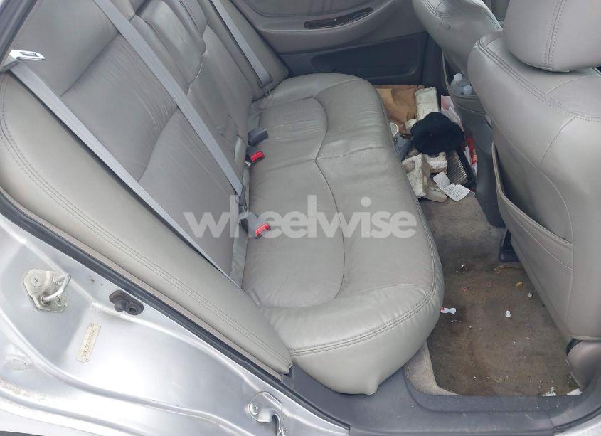 Photo 8 of 2002 Honda Accord 2.3 SE (VIN 1HGCG56752A102483)