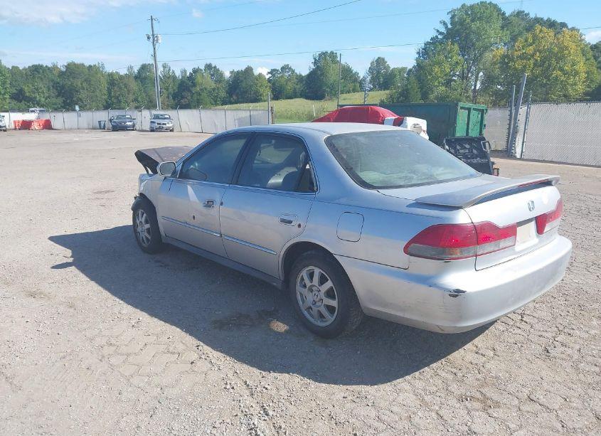 Photo 3 of 2002 Honda Accord 2.3 SE (VIN 1HGCG56752A126153)