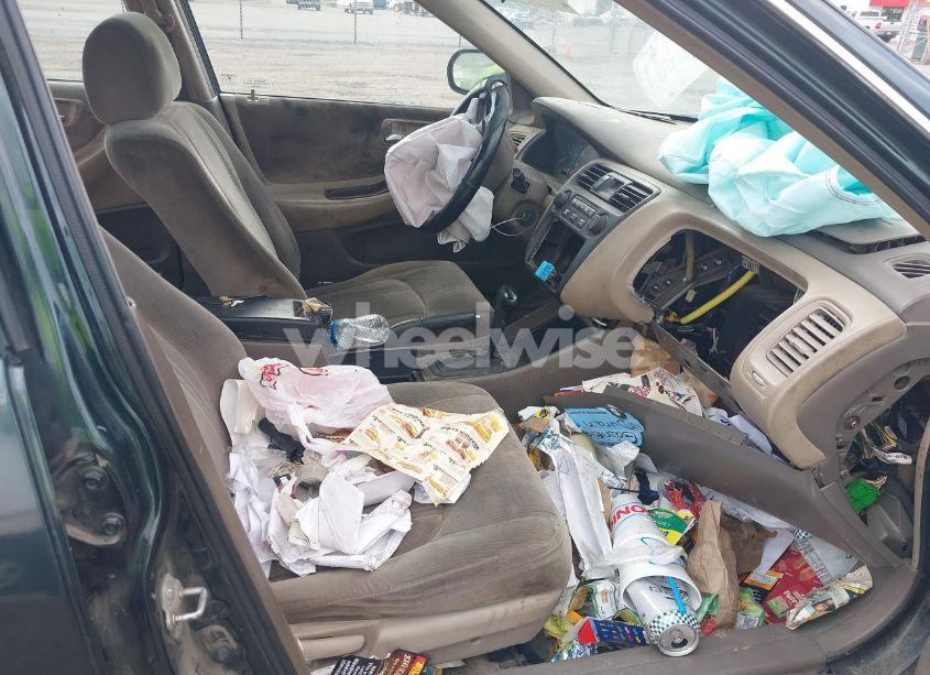 Photo 5 of 2000 Honda Accord SE (VIN 1HGCG5677YA117267)