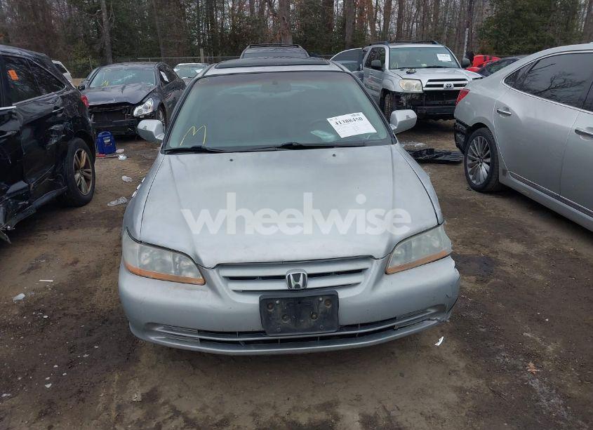 Photo 12 of 2002 Honda Accord 2.3 SE (VIN 1HGCG56792A086496)