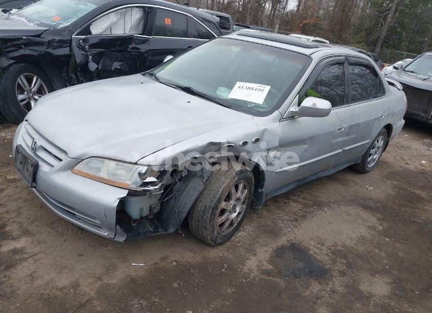 Photo 2 of 2002 Honda Accord 2.3 SE (VIN 1HGCG56792A086496)