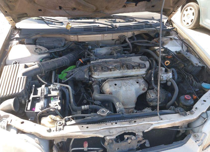 Photo 10 of 2000 Honda Accord 2.3 SE (VIN 1HGCG5679YA109834)