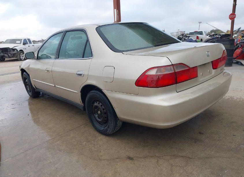 Photo 3 of 2000 Honda Accord 2.3 SE (VIN 1HGCG5679YA109834)