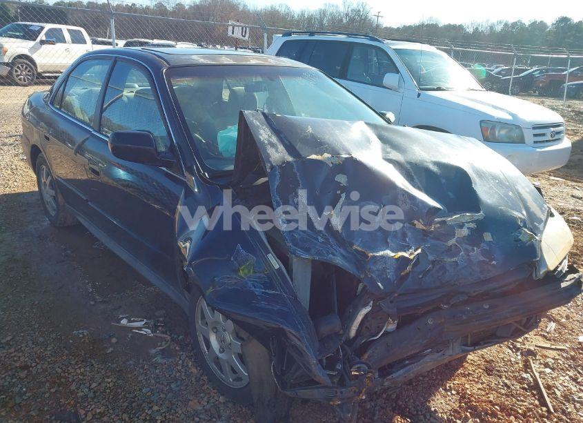 2002 Honda Accord 2.3 SE (VIN 1HGCG567X2A080500) main photo