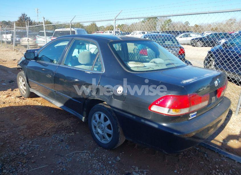 Photo 3 of 2002 Honda Accord 2.3 SE (VIN 1HGCG567X2A080500)