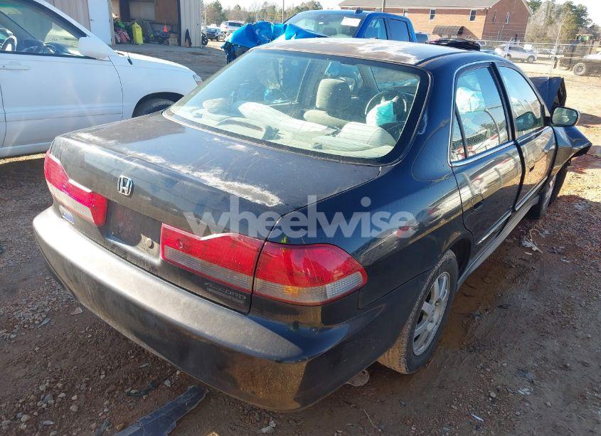 Photo 4 of 2002 Honda Accord 2.3 SE (VIN 1HGCG567X2A080500)