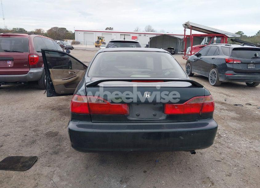 Photo 15 of 2000 Honda Accord 2.3 SE (VIN 1HGCG567XYA049725)