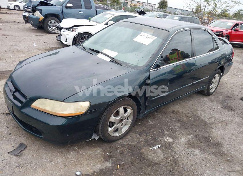 Photo 2 of 2000 Honda Accord 2.3 SE (VIN 1HGCG567XYA049725)